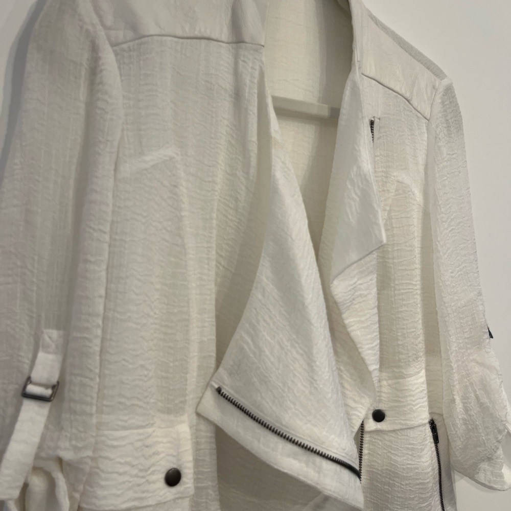 Helmut Lang White Utility Jacket with Black Accents - Helmut Lang - Picture 2 of 6
